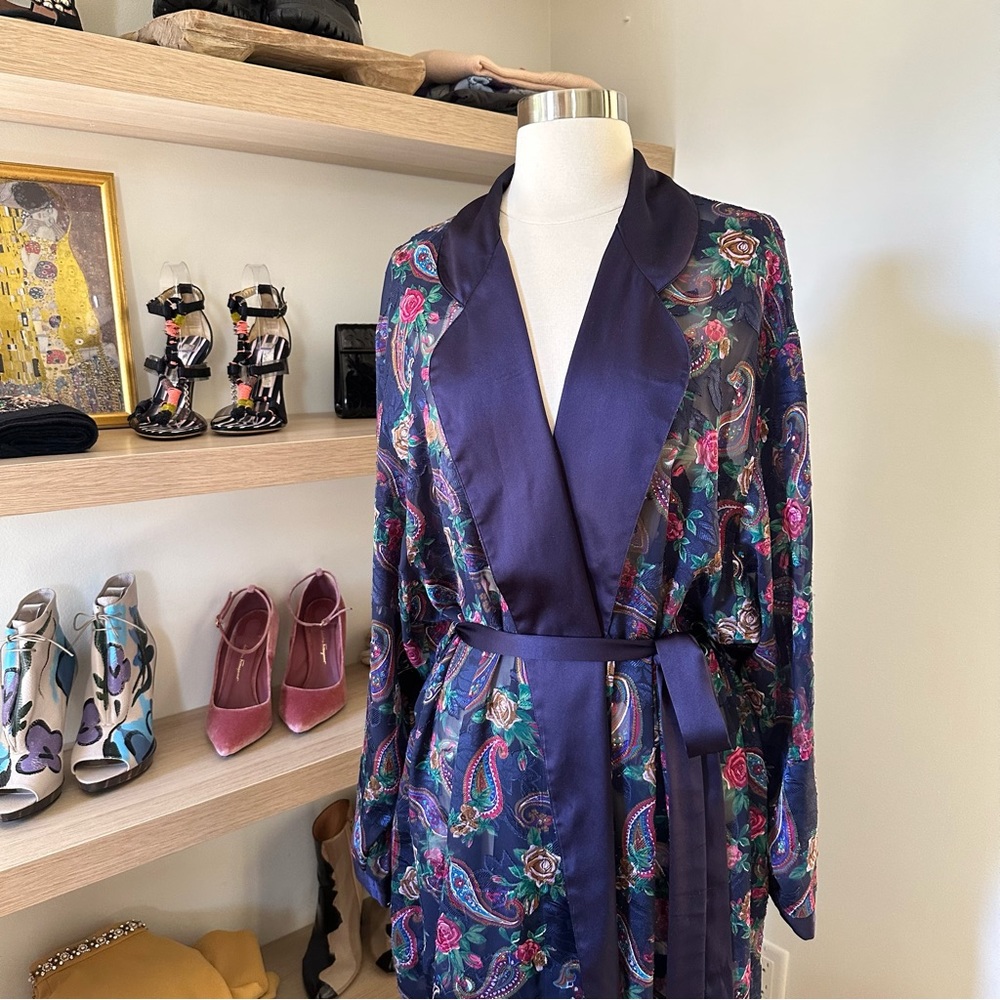 Victoria’s Secret Vintage Robe